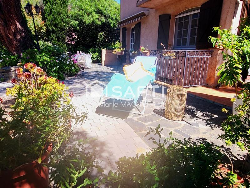 Maison - 269 m² - 12 pièces