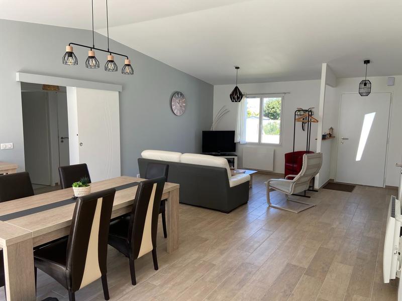 Maison - 102 m² - 5 pièces