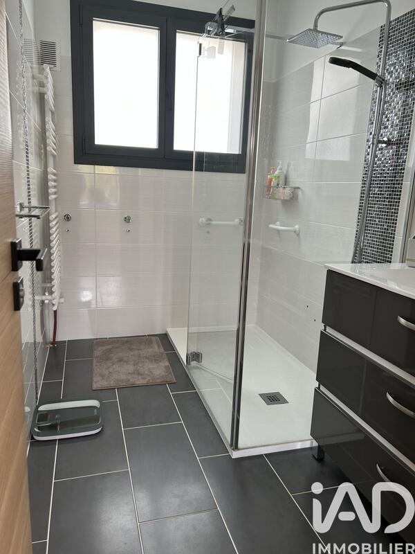 Maison - 147 m² - 4 pièces