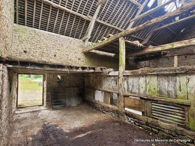 Grange - 130 m² - 1 pièce