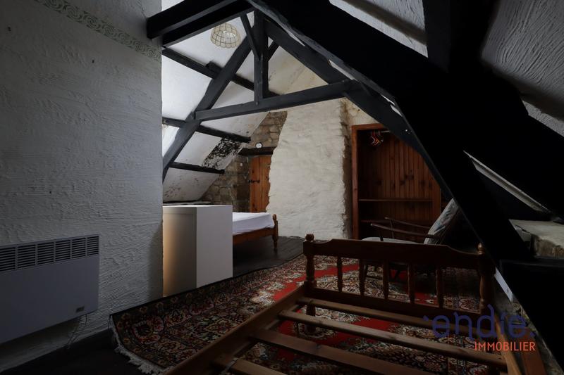 Maison - 221 m² - 9 pièces