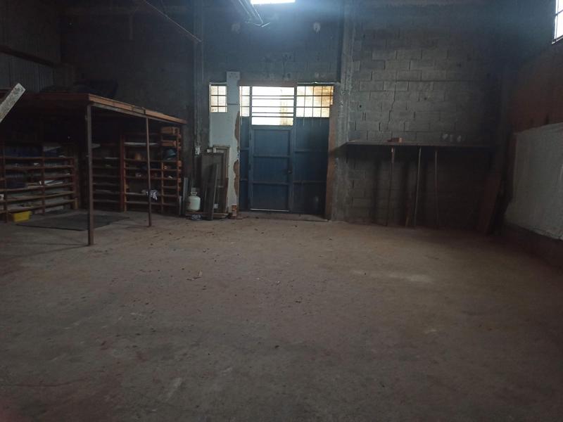 Entrepôt - 350 m² - 4 pièces