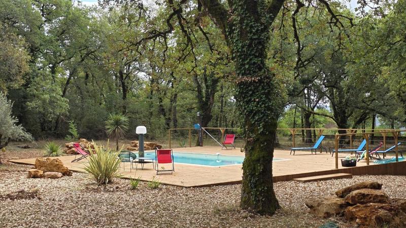 Maison - 390 m² - 11 pièces