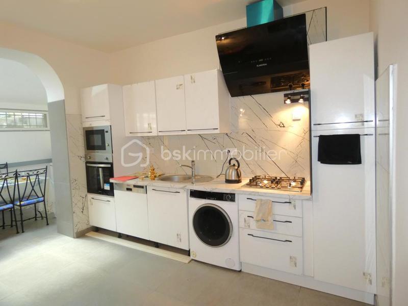 Maison de ville - 140 m² - 6 pièces