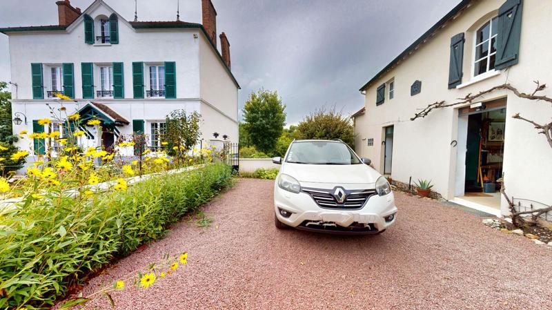 Maison - 229 m² - 7 pièces