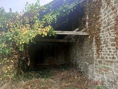 Maison ancienne - 294 m² - 8 pièces