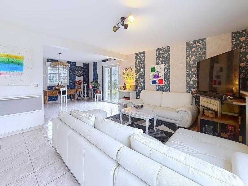 Maison - 158 m² - 5 pièces