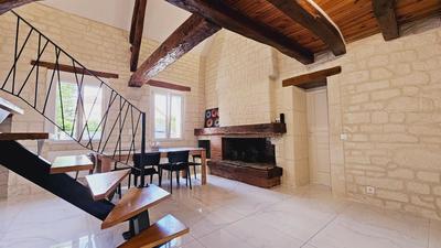 Maison - 180 m² - 5 pièces