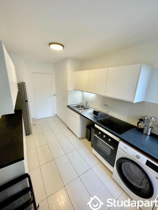 Chambre - 12 m² - 1 pièce