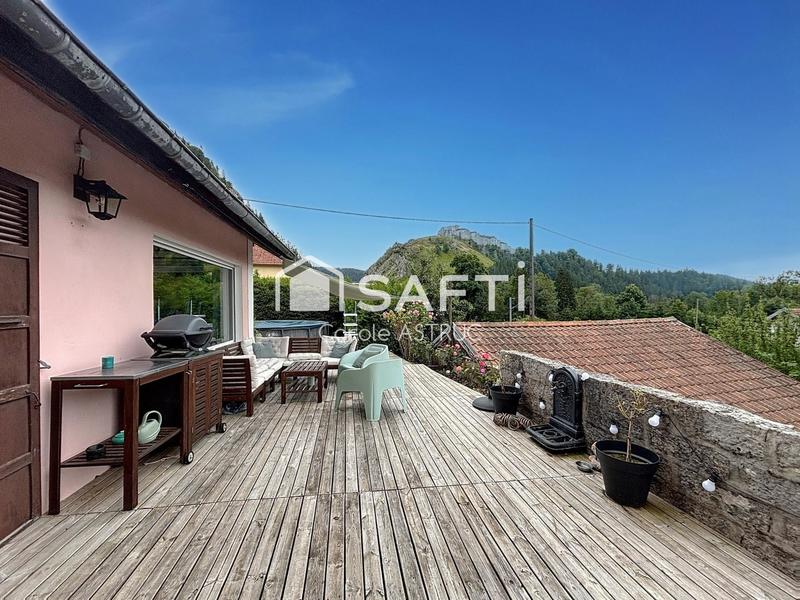 Maison de maîtres - 280 m² - 14 pièces