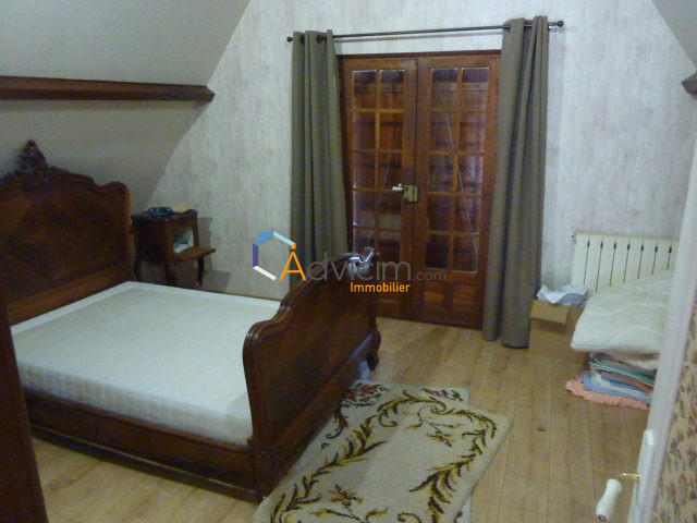 Maison - 157 m² - 5 pièces