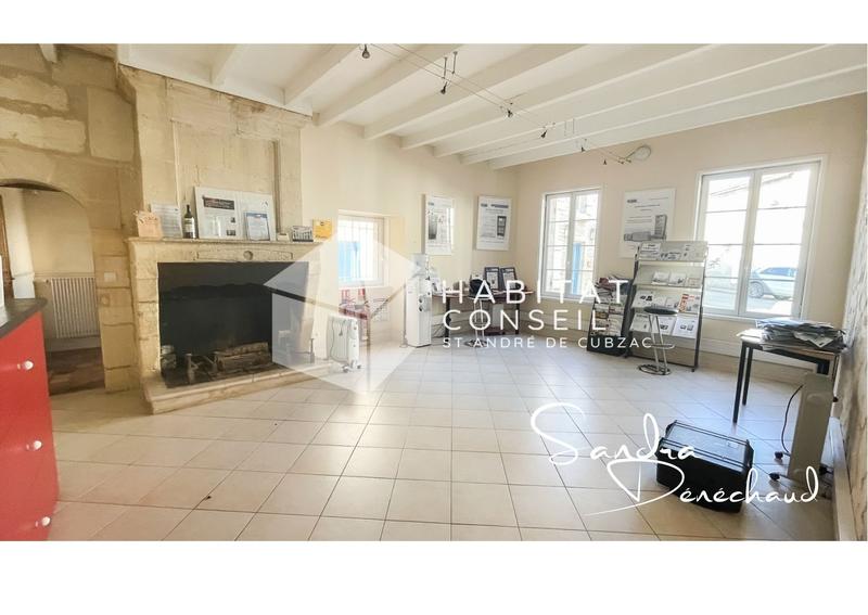 Immeuble - 254 m² - 9 pièces