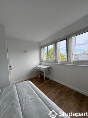 Chambre - 9 m² - 1 pièce