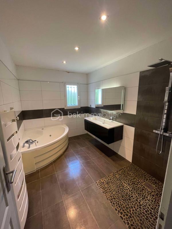 Villa - 132 m² - 5 pièces