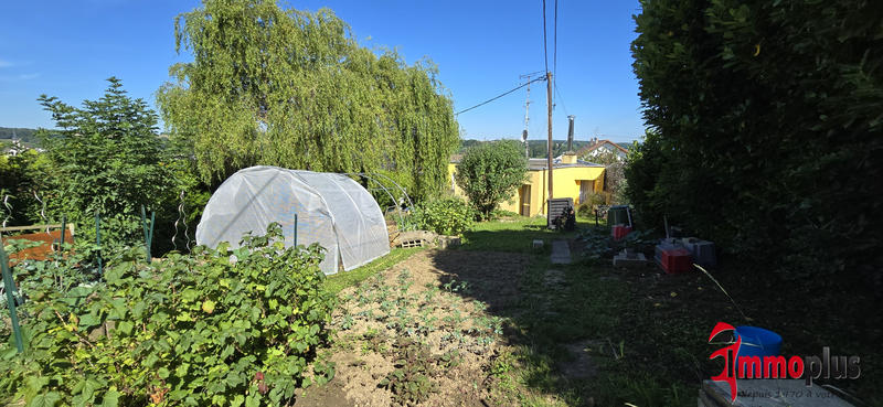 Maison - 99 m² - 6 pièces