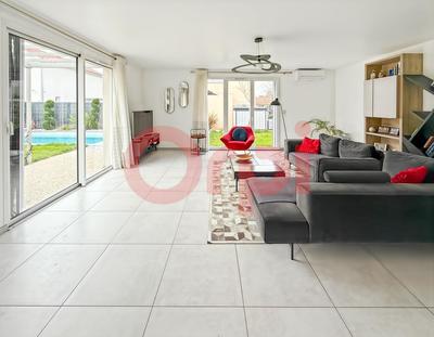 Maison - 142 m² - 5 pièces