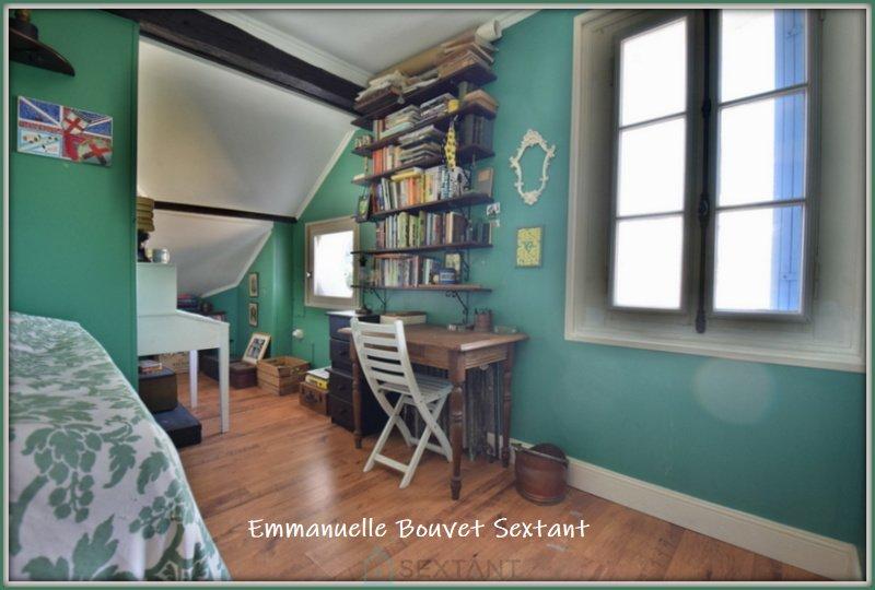 Maison bourgeoise - 180 m² - 9 pièces