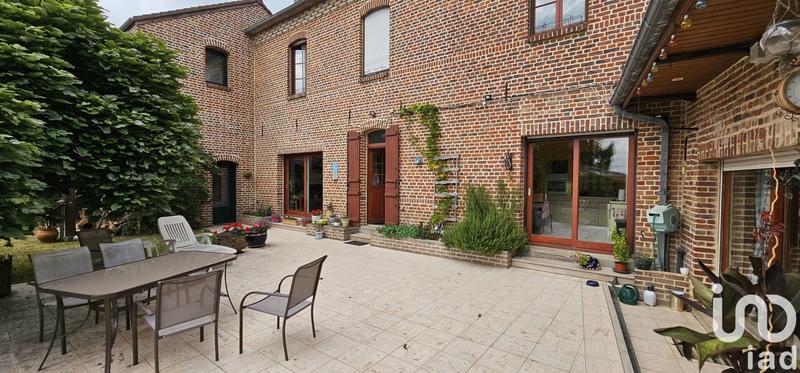 Maison - 486 m² - 10 pièces