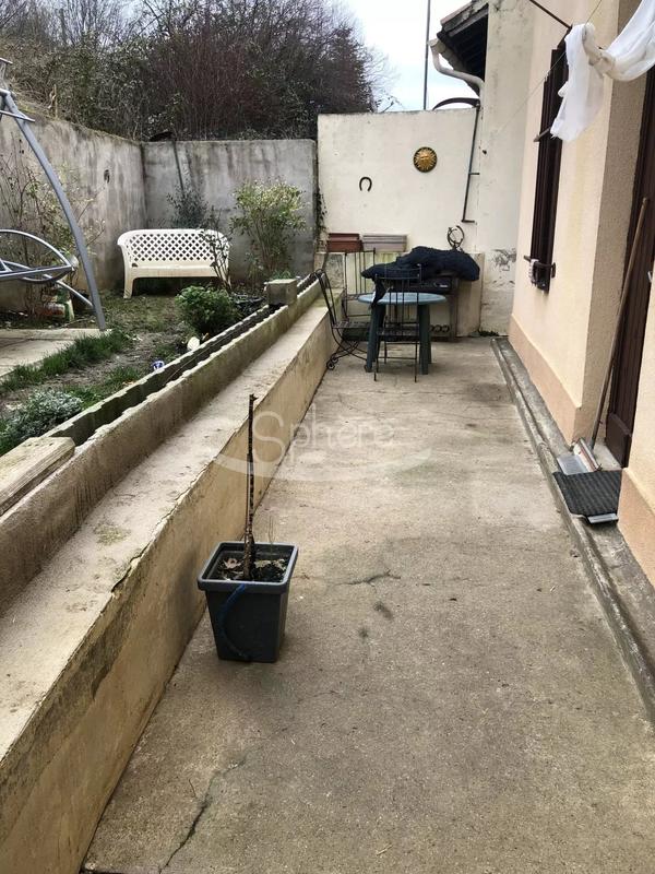 Maison de ville - 120 m² - 8 pièces