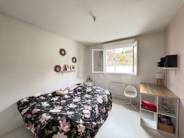 Maison - 96 m² - 5 pièces