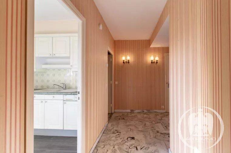 Appartement - 104 m² - 3 pièces