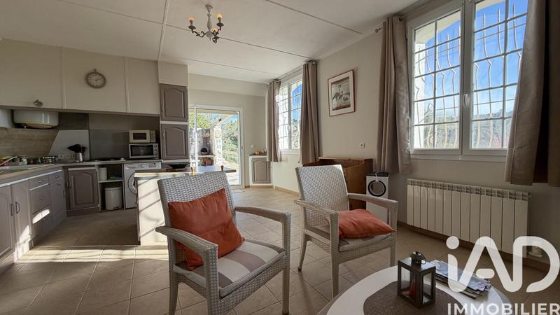 Maison - 300 m² - 9 pièces