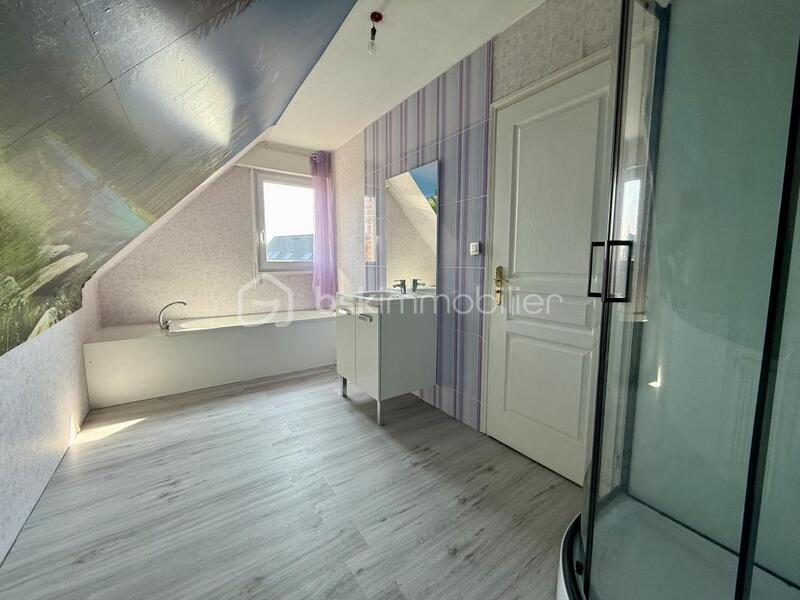 Maison traditionnelle - 116 m² - 5 pièces