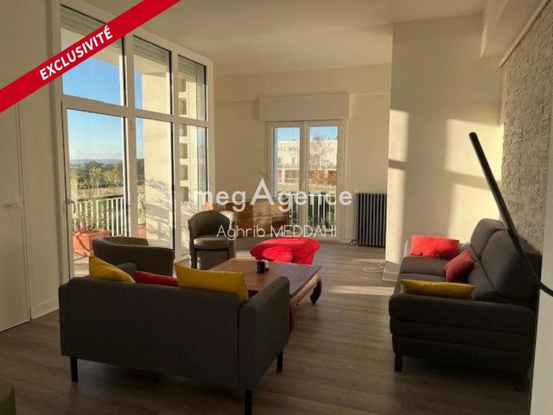 Appartement - 174 m² - 8 pièces