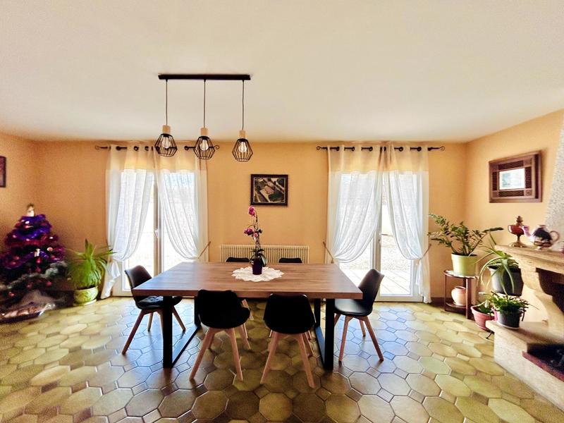 Maison - 120 m² - 5 pièces