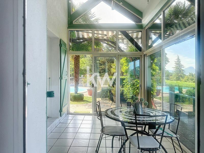 Maison - 159 m² - 6 pièces