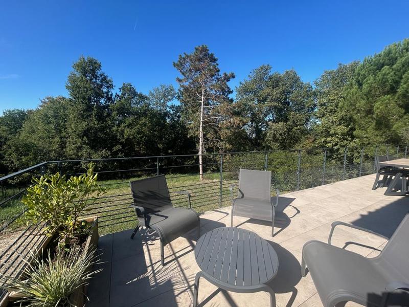 Propriété - 123 m² - 4 pièces