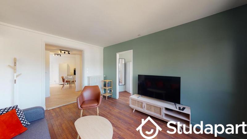 Chambre - 13 m² - 1 pièce