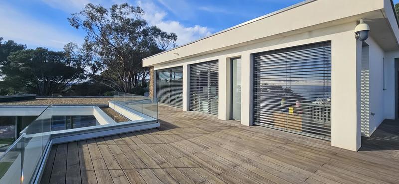 Maison - 320 m² - 14 pièces