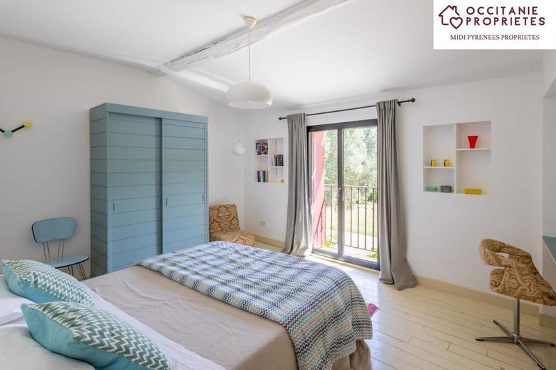 Maison de maîtres - 900 m² - 26 pièces