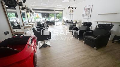 Local commercial - 54 m² - 1 pièce