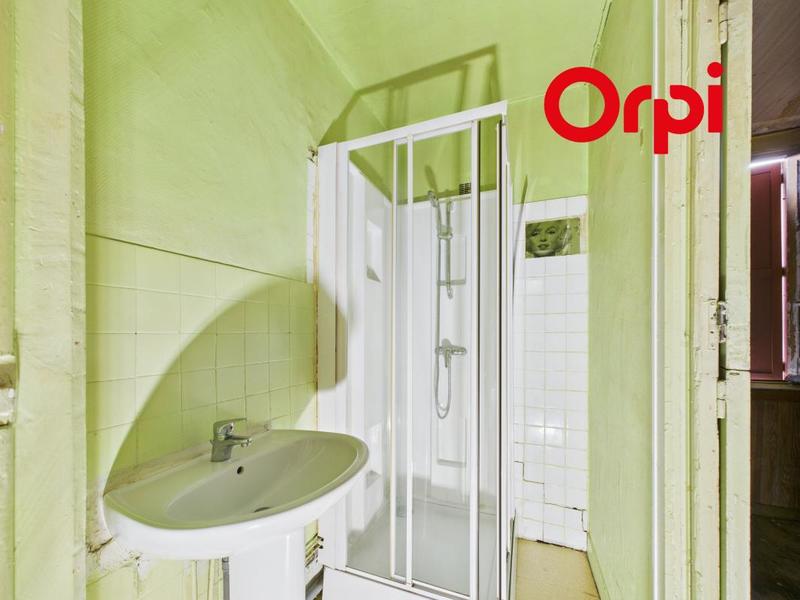 Immeuble - 210 m² - 12 pièces