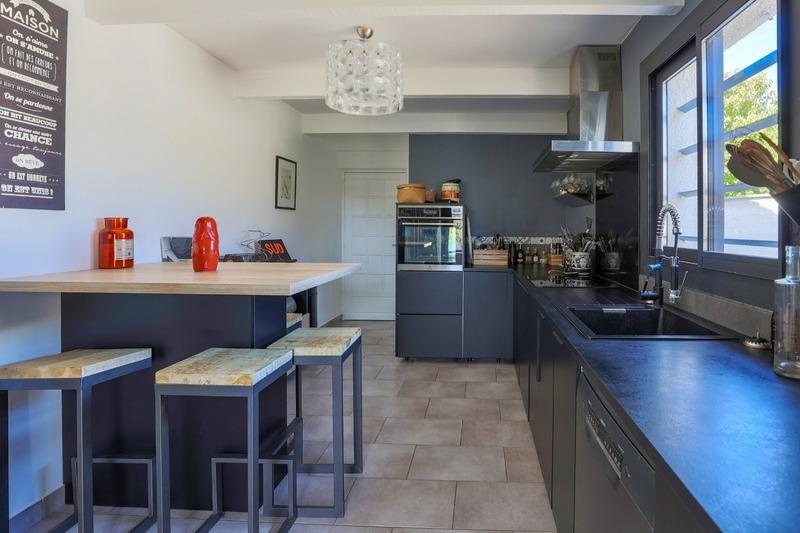 Maison - 190 m² - 7 pièces