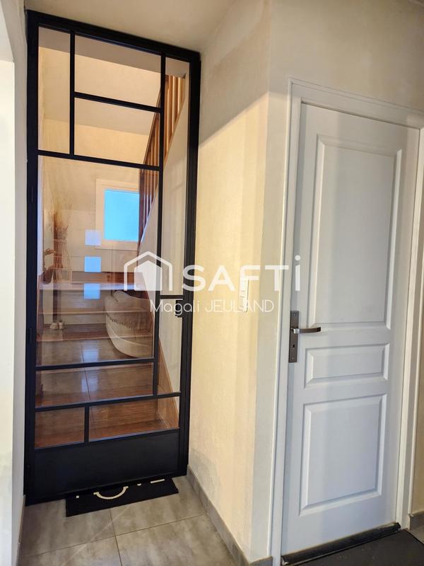 Maison - 160 m² - 9 pièces