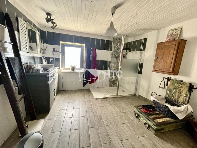 Maison en pierre - 163 m² - 4 pièces