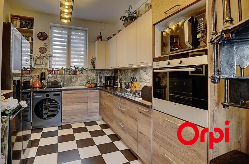 Appartement - 94 m² - 3 pièces