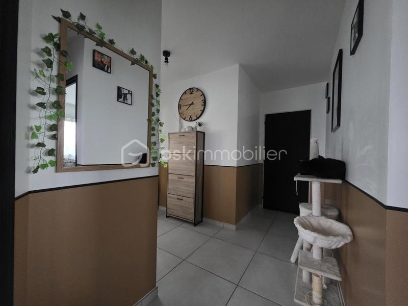 Maison - 93 m² - 4 pièces