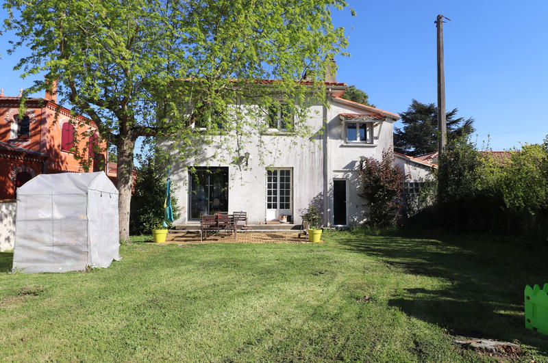 Villa - 137 m² - 6 pièces