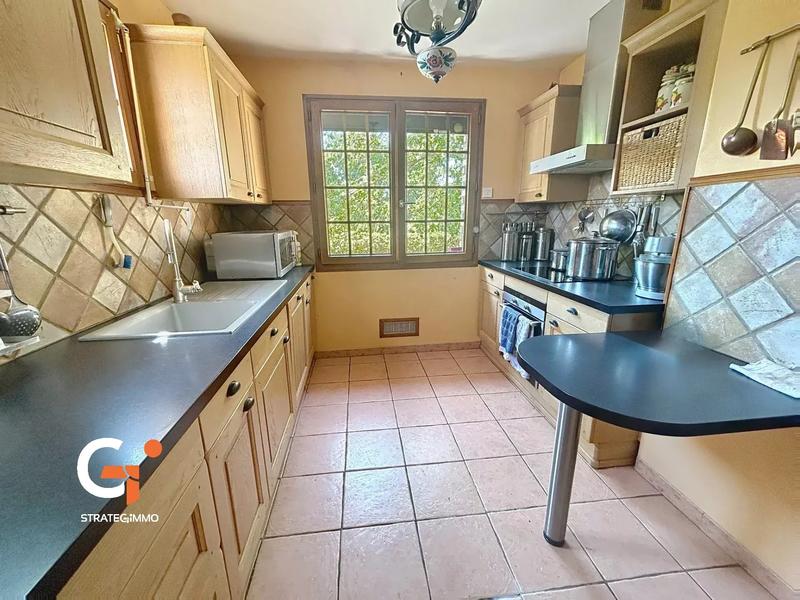 Maison - 140 m² - 6 pièces