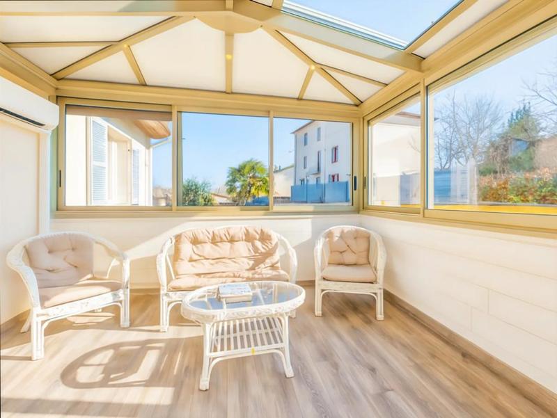 Maison - 180 m² - 7 pièces