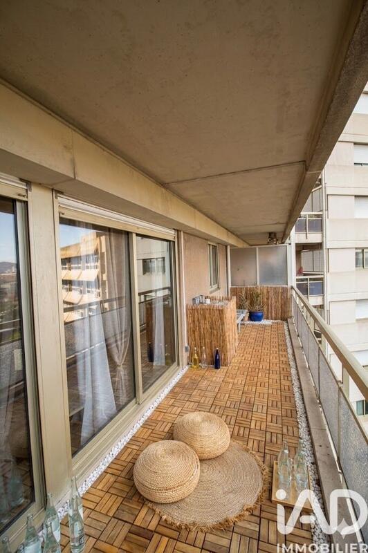 Appartement - 80 m² - 4 pièces