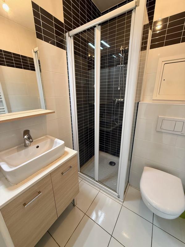 Appartement - 82 m² - 3 pièces