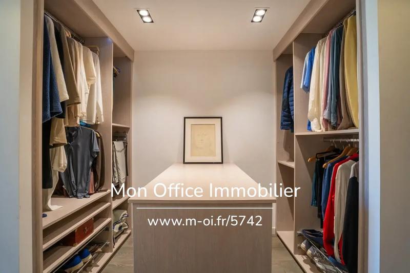 Appartement - 121 m² - 4 pièces