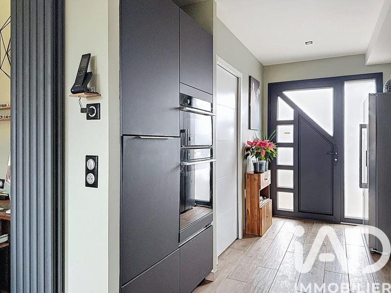 Maison - 200 m² - 7 pièces