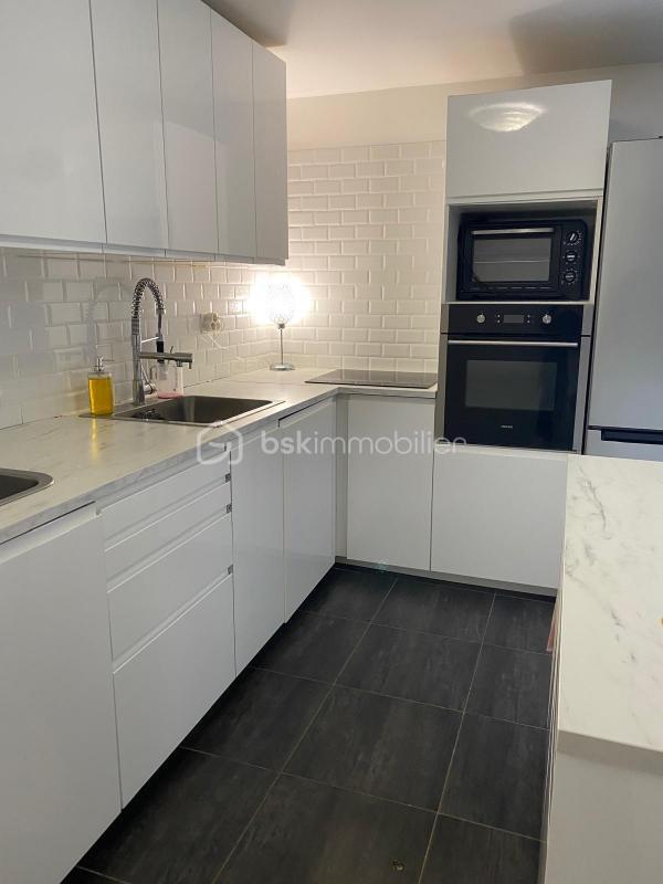 Maison - 175 m² - 7 pièces