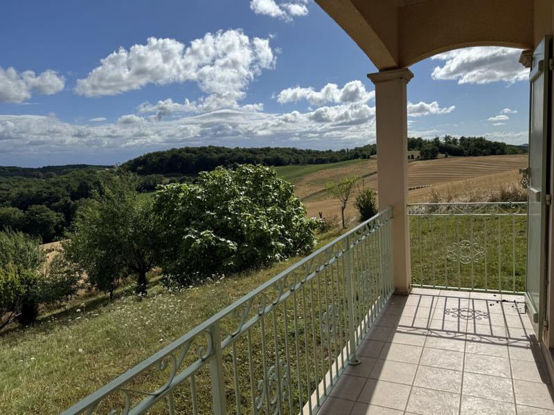 Villa - 141 m² - 6 pièces